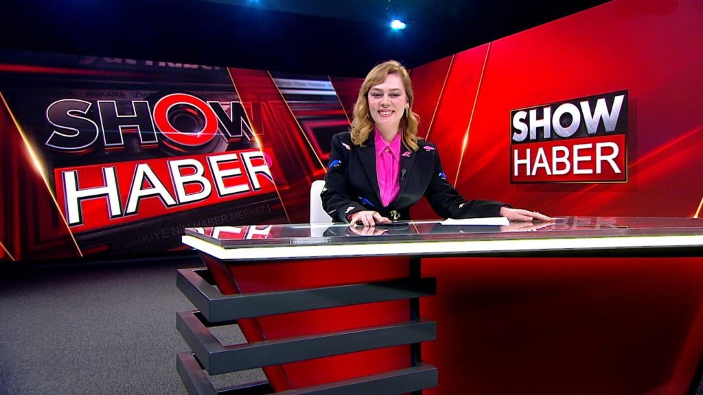 8 Mart Dünya Kadınlar Günü’nde Show Ana Haber’in açılışını Demet Evgar yaptı!