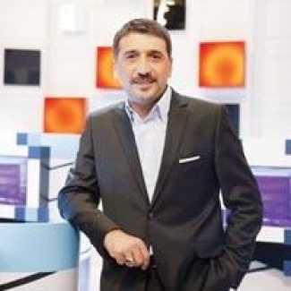 80'ler dizisinin ilk oyuncusu Cem Davran!
