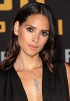 Adria Arjona