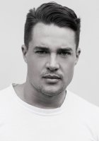 Alexander Dreymon