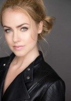 Amanda Schull