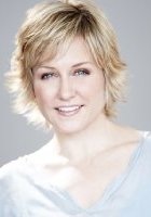 Amy Carlson