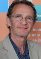 Anton Lesser