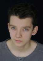 Asa Butterfield