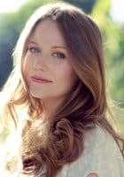 Cara Theobold