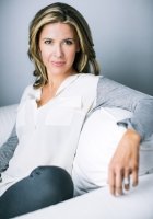 Caroline Cave