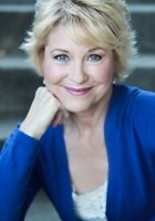 Dee Wallace