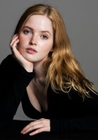 Ellie Bamber