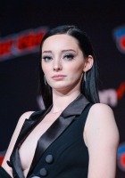 Emma Dumont