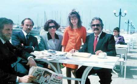 Geçmiş Bahar Mimozaları