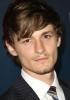 Giles Matthey