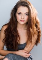 Izzie Steele