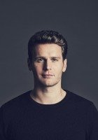 Jonathan Groff