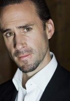Joseph Fiennes