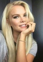 Kelli Goss