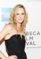 Kerry Bishé