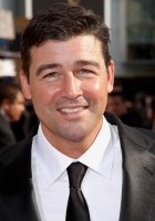 Kyle Chandler