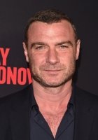 Liev Schreiber