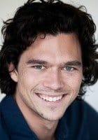 Luke Arnold