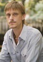 Mackenzie Crook