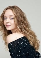 Madeleine Arthur