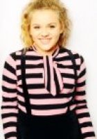Maisy Stella