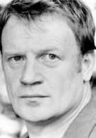 Mark Lewis Jones