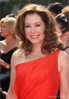 Mary McDonnell