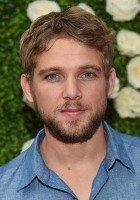 Max Thieriot