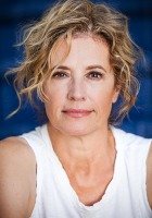 Nancy Travis