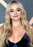 Natalie Alyn Lind