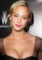 Nora Arnezeder
