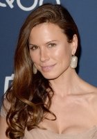 Rhona Mitra