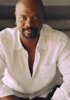 Robert Wisdom