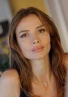 Saffron Burrows
