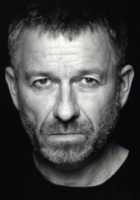 Sean Pertwee