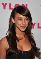 Stella Maeve