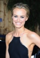 Taylor Schilling