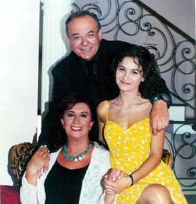 Üzgünüm Leyla