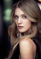 Winter Ave Zoli