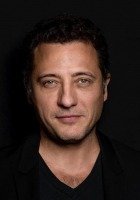 Yiğit Özşener