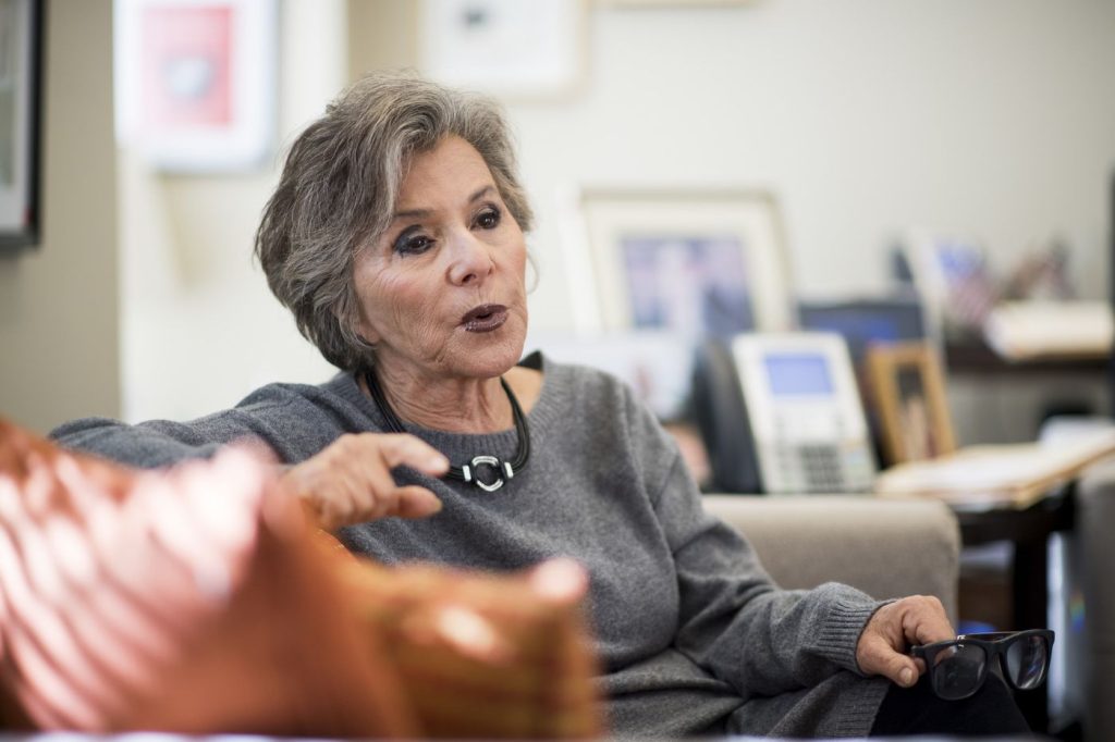 ABD Senatörü Barbara Boxer'ın hayatı dizi oluyor: Run