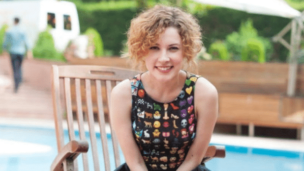 Açelya Topaloğlu Güldür Güldür Show'dan ayrıldı mı?