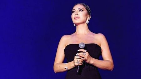 Acı haberler sonrası konserini erteledi!