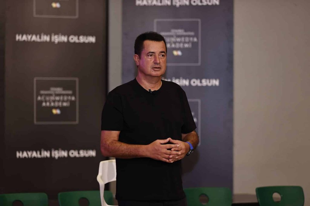 Acun Ilıcalı