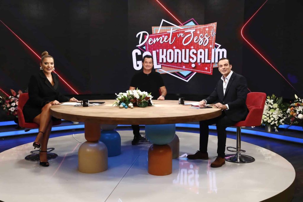 Acun Ilıcalı “Demet ve Jess’le Gel Konuşalım”ın ilk bölüm konuğu oldu!