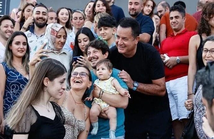 Acun Ilıcalı'dan çalışanlarına jest!
