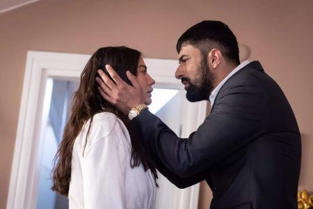 Adım Farah 18. Bölümde Behnam geçmişin peşine düştü! Fahir sonunda kavuştu!