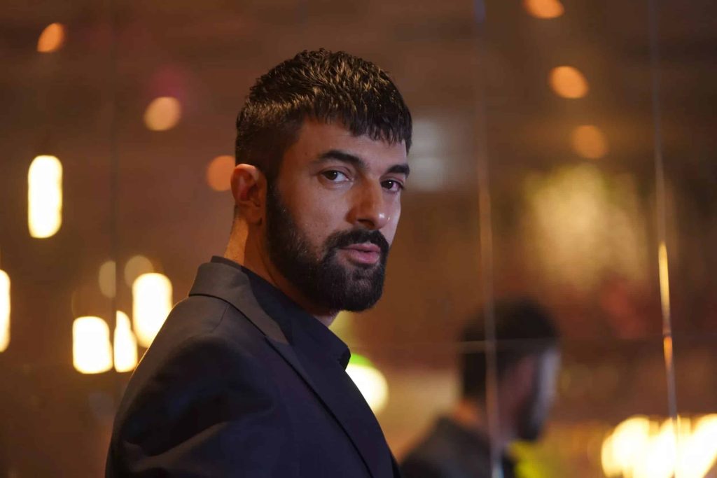 Adım Farah 9. Bölümüyle izleyicisini ekrana kilitledi! Tahir'in acı geçmişe açığa çıktı!