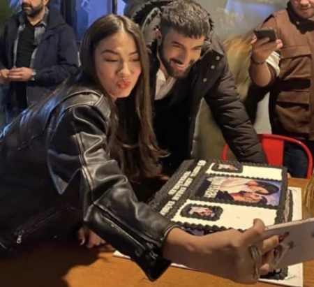 Adım Farah ekibinden veda!